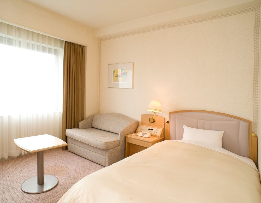 Rihga Royal Hotel Niihama Exterior photo